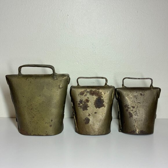 Antique Primitive Vintage Cow Bells Lot Of 3 - Picture 5 of 6